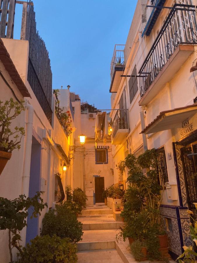 Private Terrace-Romantic-Sea, Castle Views-Central Alicante Exterior photo